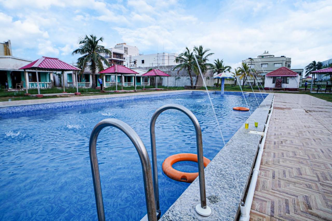 Silver Sand Eco Resort !! Beachfront !! With Biggest Pool And Huge Open Area !! Ideal For Weddings !! Couple Friendly !! Mandarmani Exteriör bild