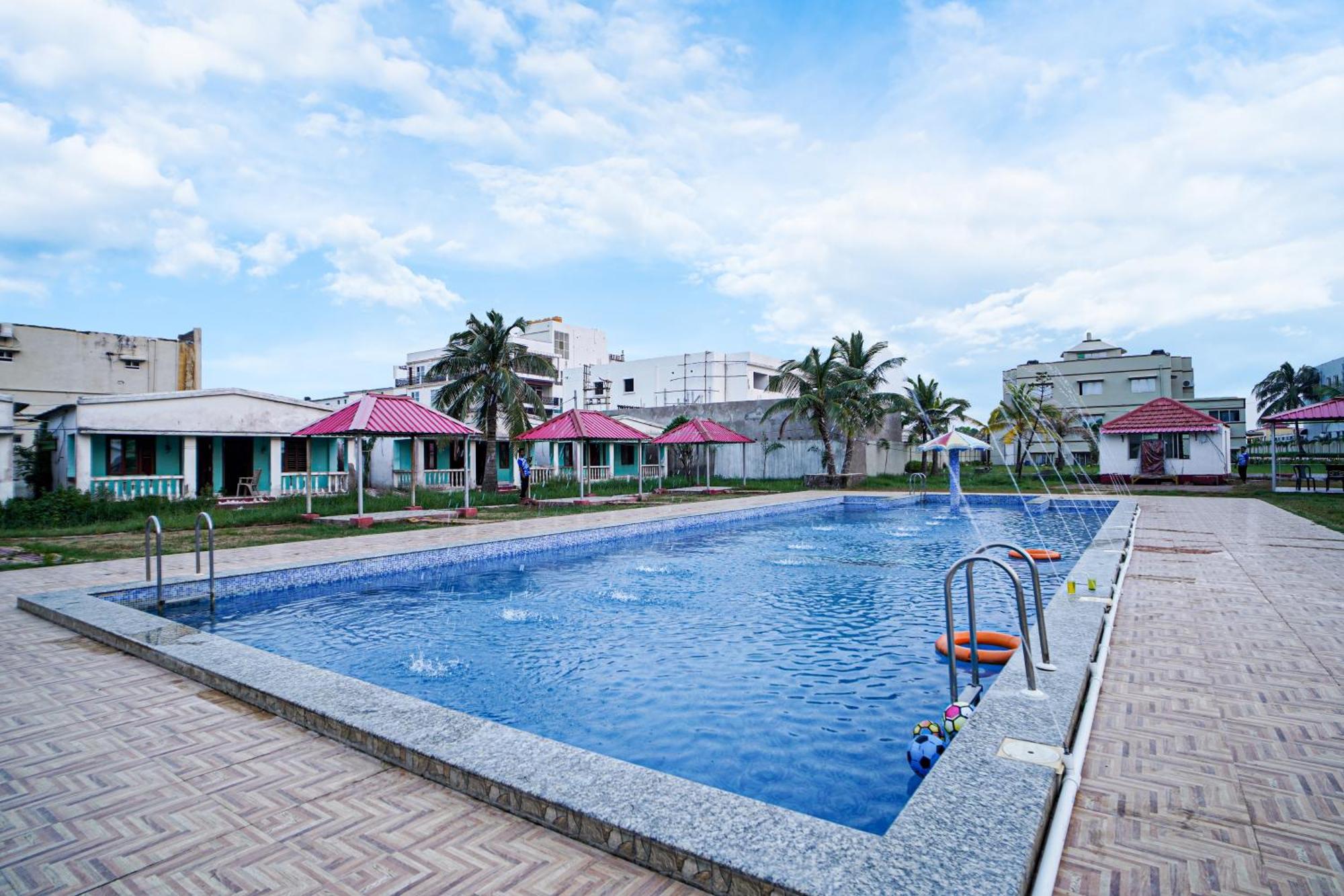 Silver Sand Eco Resort !! Beachfront !! With Biggest Pool And Huge Open Area !! Ideal For Weddings !! Couple Friendly !! Mandarmani Exteriör bild