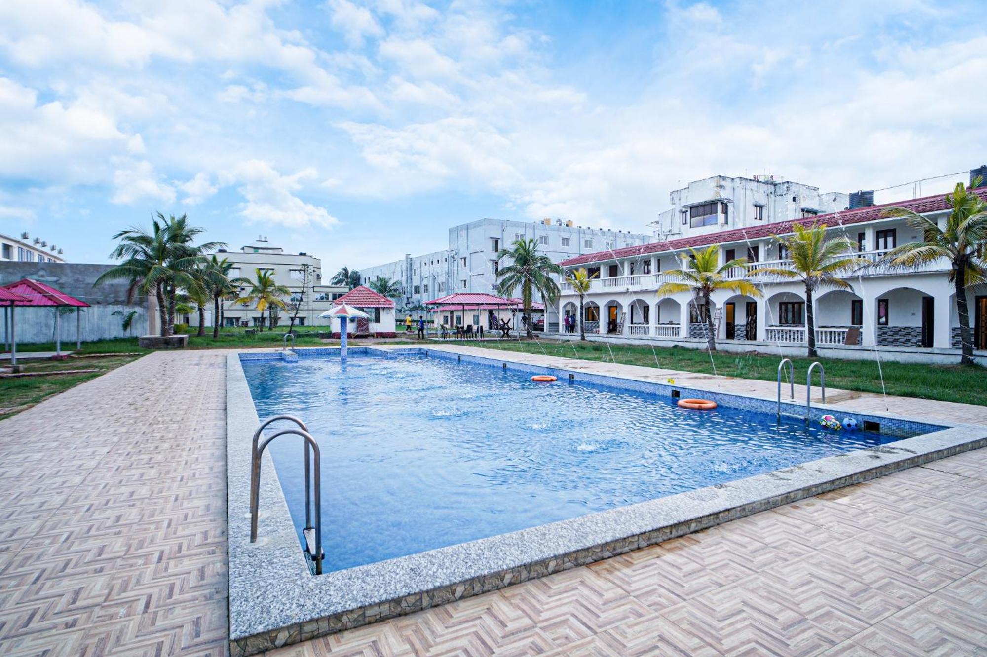 Silver Sand Eco Resort !! Beachfront !! With Biggest Pool And Huge Open Area !! Ideal For Weddings !! Couple Friendly !! Mandarmani Exteriör bild