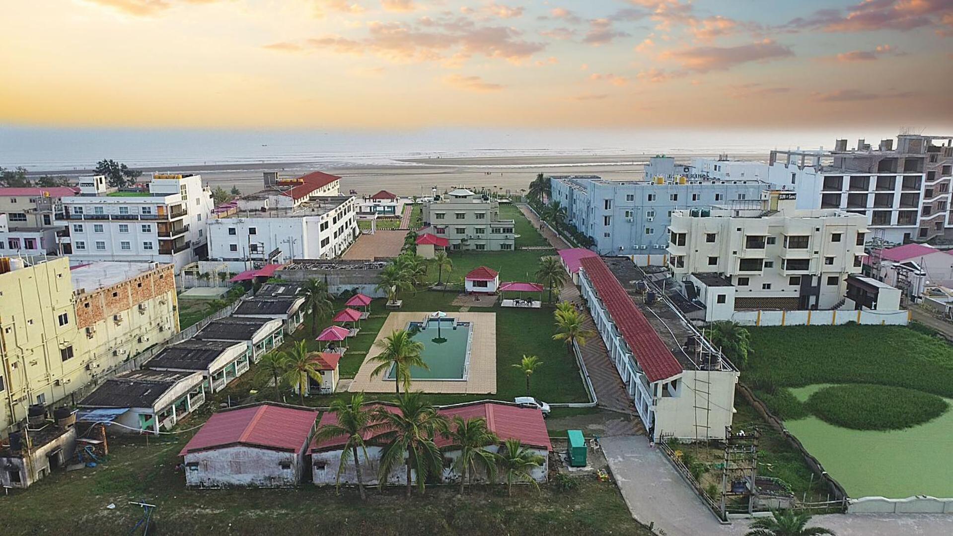 Silver Sand Eco Resort !! Beachfront !! With Biggest Pool And Huge Open Area !! Ideal For Weddings !! Couple Friendly !! Mandarmani Exteriör bild